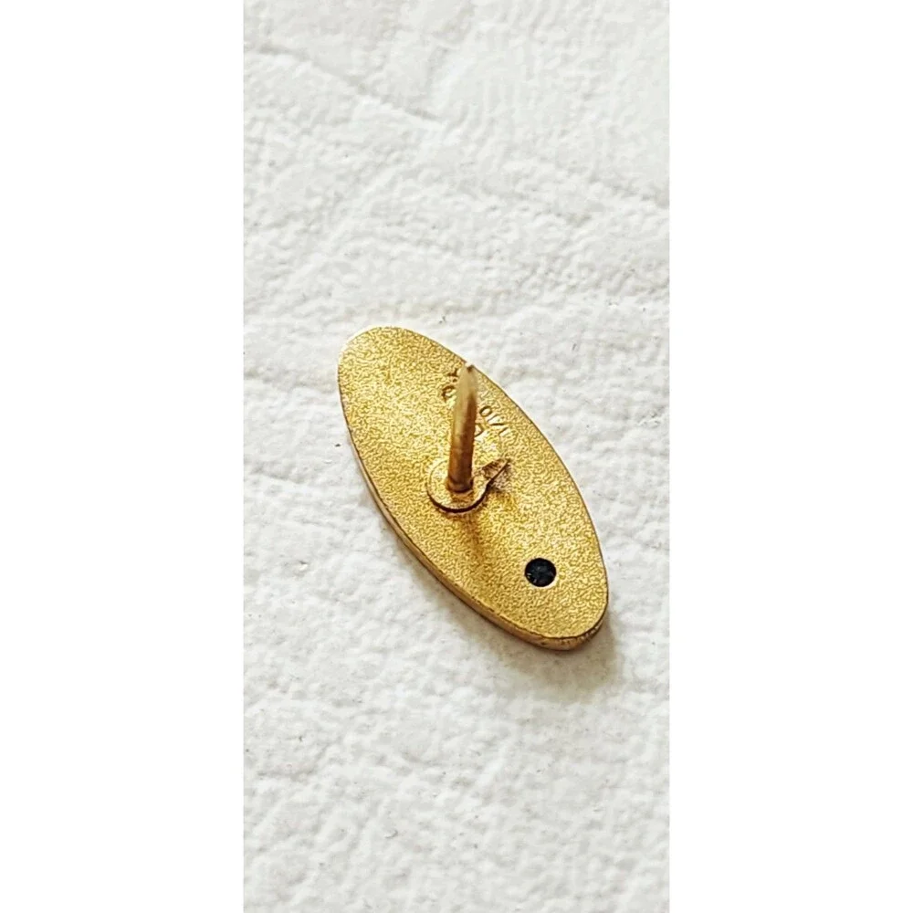 Vintage McDonnell Douglas Aircraft Year Service Pin 1/10 10k